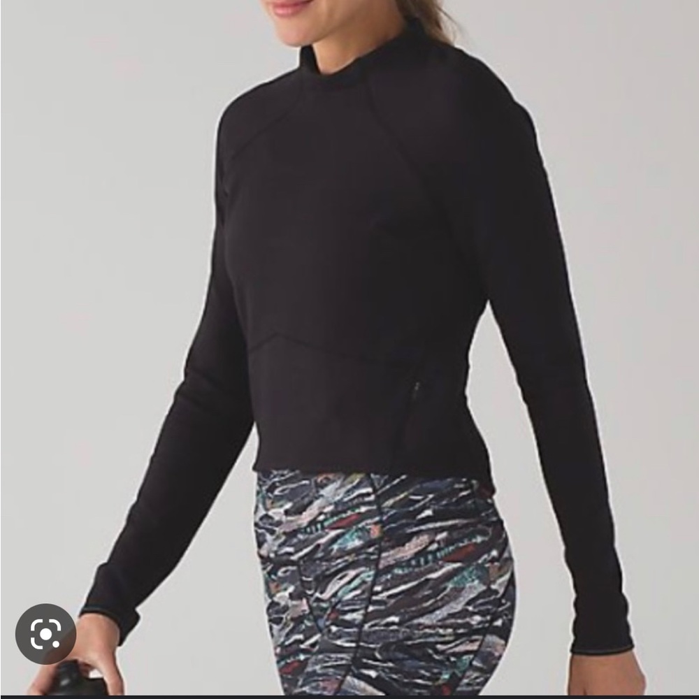 Hill and valley mock neck size 4